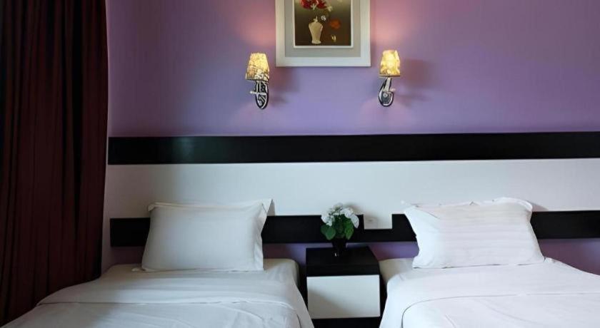 Hotel Star Moon Малакка Экстерьер фото